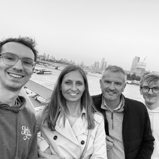 Art Divisions marketing team for estate agents