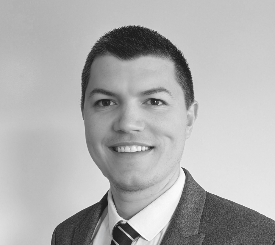 Chris Sewell